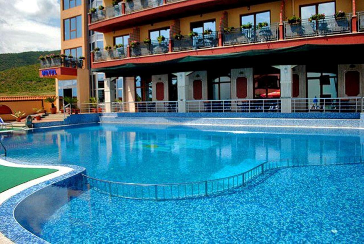 Hotel Lyhnidas Udenisht Exterior foto
